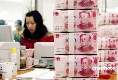 银行上浮利率曲线揽储 年中考核防存款挪窝