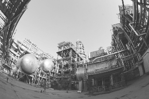 政策小阳春唤醒2000亿产业投资