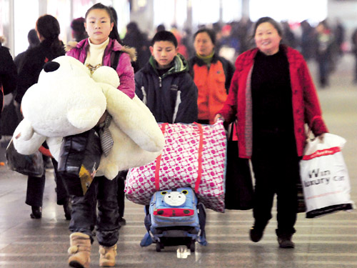 春运考验出行保险意识 铁路保障空白遭遇尴尬